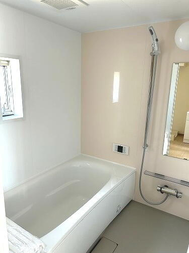 プランドール元町の浴室