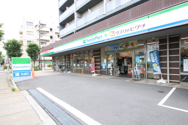 ファミリーマート+クスリのヒグチ 行徳駅前公園店まで500m