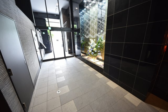 アクアプレイス南堀江のエントランス