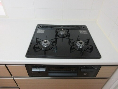 【設備】 | エム・ブランド相模大野 | 3口ガスコンロ　内装前　※2023年09月の写真