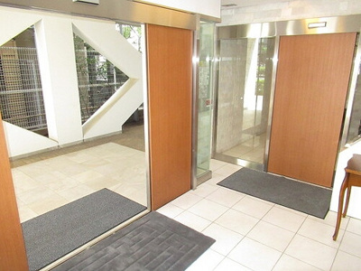 【エントランス】 | カテリーナ代々木プレイス | エントランス　※2021年6月撮影