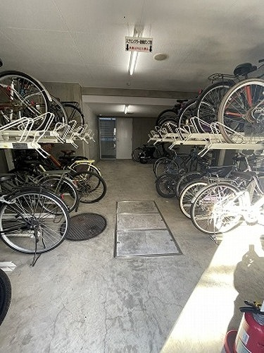 ＡＸＡＳ　巣鴨　Ｓｔａ．のその他|駐輪場　※2025年12月7日撮影