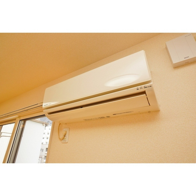 ソンリーサの設備|リビング　エアコン