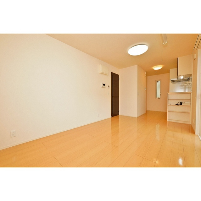 ソンリーサの居間・リビング|LDK　10.5帖