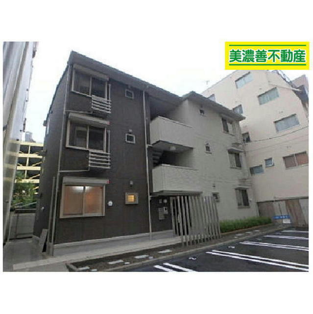 ソンリーサの外観|お問い合わせは美濃善不動産駅前店へ！