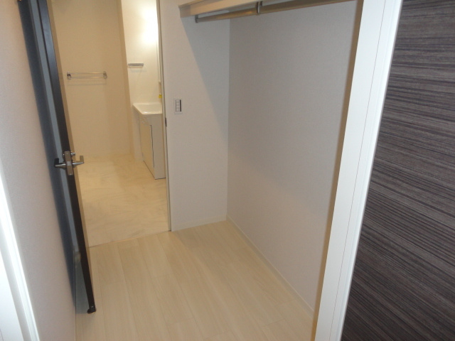 シャーメゾン王寺駅前の収納