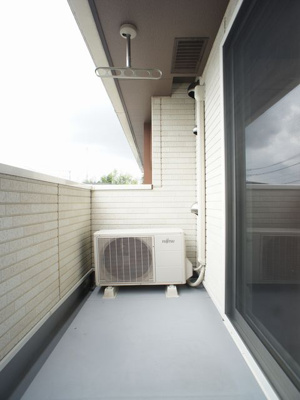 【バルコニー】 | クロシェット | 日当たり良好！お洗濯物がたくさん干せます♪