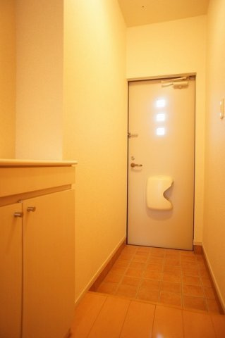 ライゼ・グランツの玄関