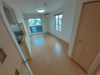 【居間・リビング】 | レジデンスヒルＮ　Ⅶ | こちらの居間で趣味の時間をお楽しみください