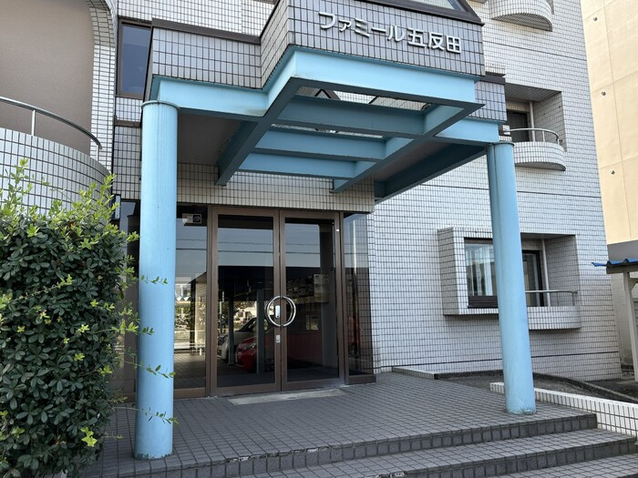 ファミール五反田のエントランス