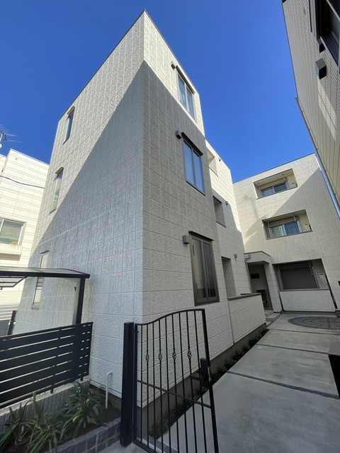 ガーデンズメゾンＣ＆Ｄの外観|★ヘーベルメゾンのペット共生型住宅★