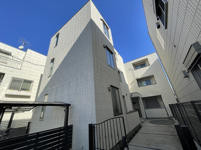 ガーデンズメゾンＣ＆Ｄの外観|★ヘーベルメゾンのペット共生型住宅★