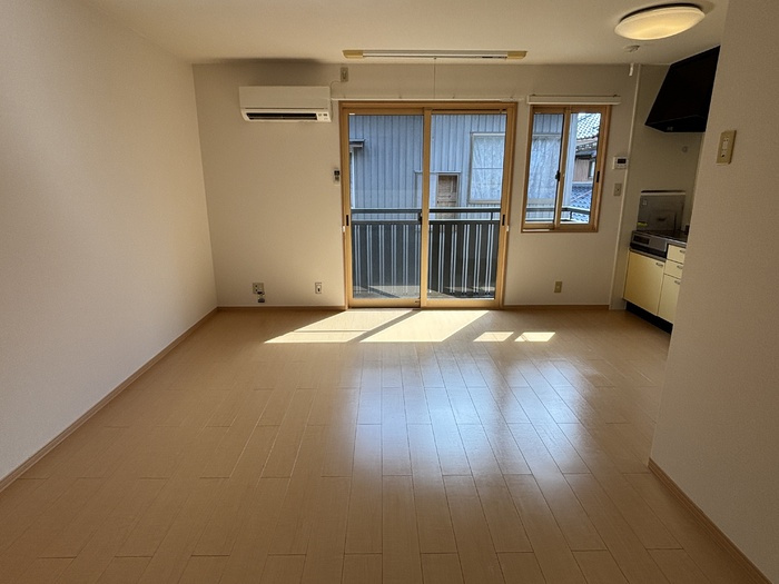 リバーサイドハイツの居間・リビング