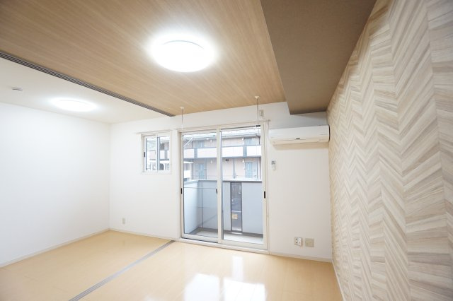 ウエストハイツ・セントラルハイツ　ウエストハイツの居間・リビング