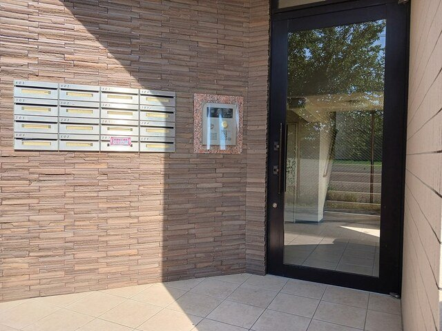 アルモニー　ケイのエントランス