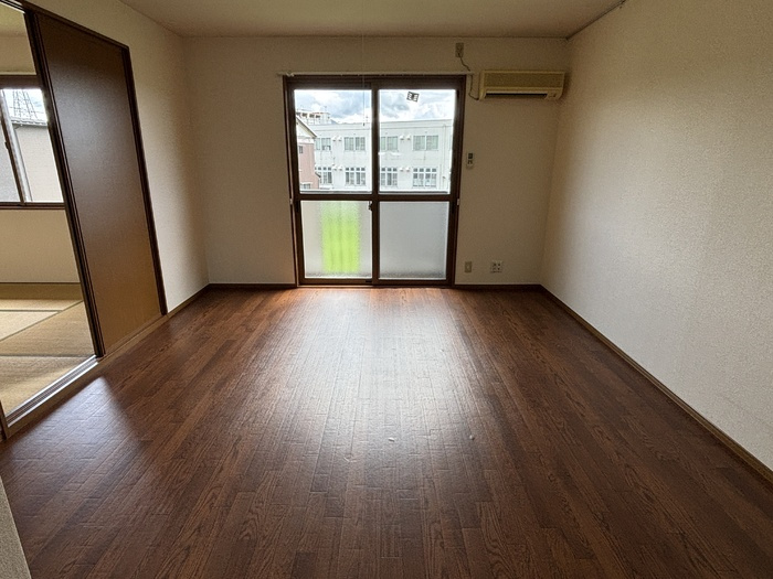 エクセレントヴィラ　C棟の居間・リビング