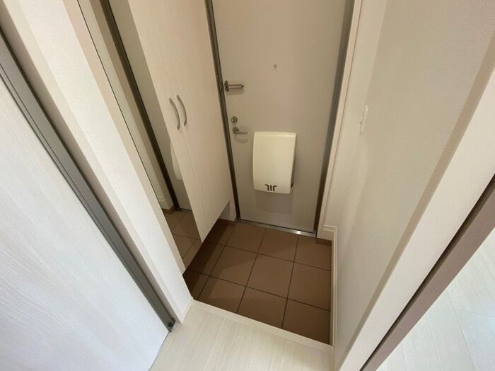 D-room　S・花堂南の玄関