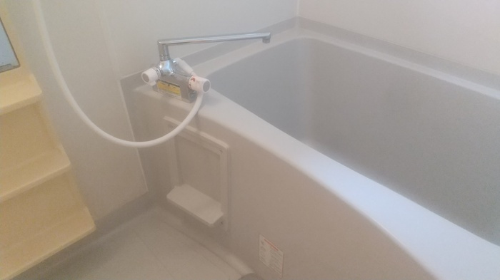 フローラルコート　Ｂの浴室