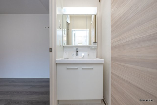 スピアナート北石堂の洗面所