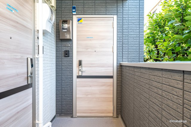 スピアナート北石堂のエントランス