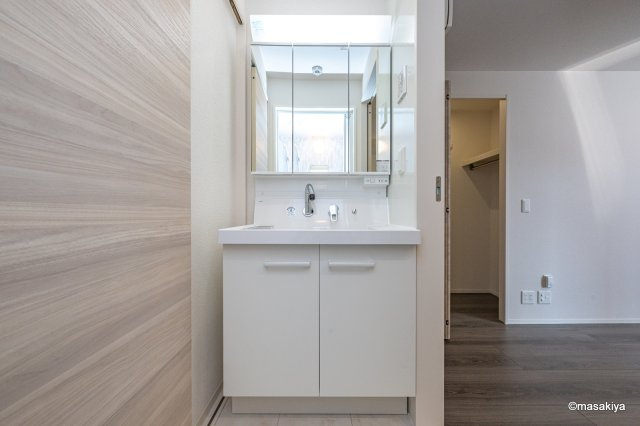 スピアナート北石堂の洗面所