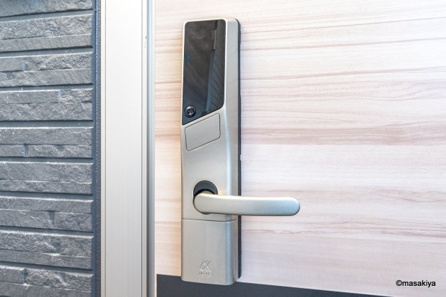 スピアナート北石堂のエントランス