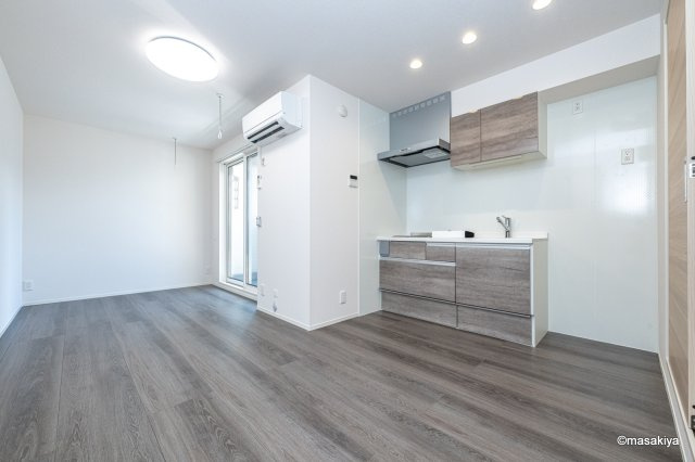 スピアナート北石堂の居間・リビング