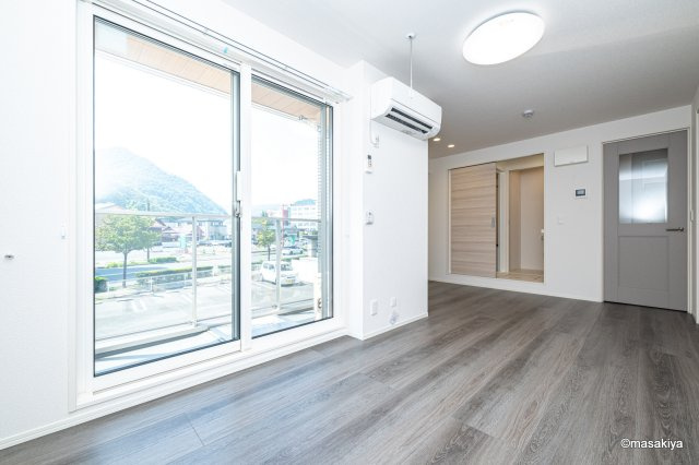 スピアナート北石堂の洋室