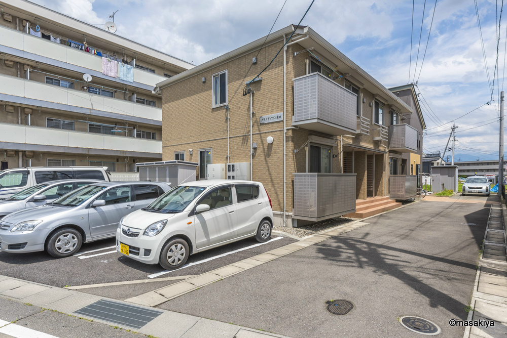 グランドメゾン栗田の外観