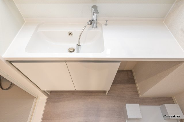 トリシア東口の洗面所