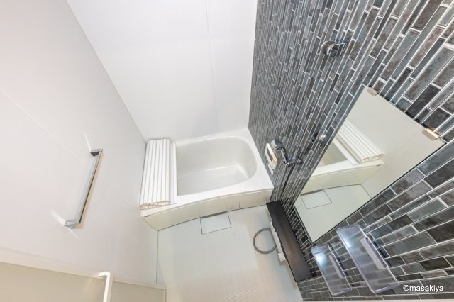 トリシア東口の浴室