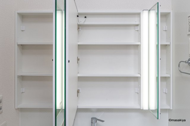 トリシア東口の洗面所