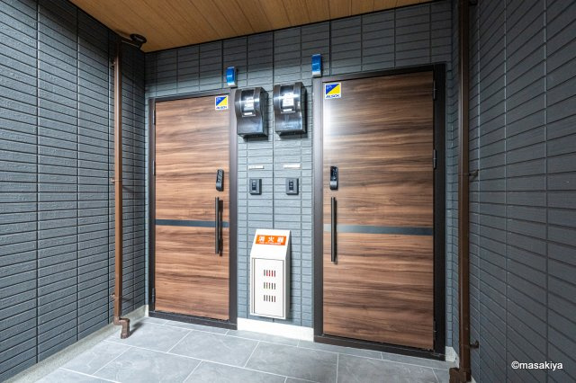 パークサウス栗田のエントランス