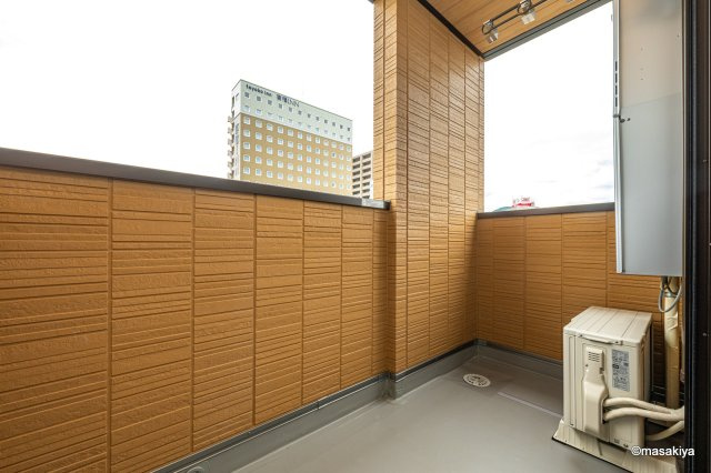 パークサウス栗田のバルコニー