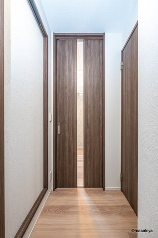 パークサウス栗田の玄関