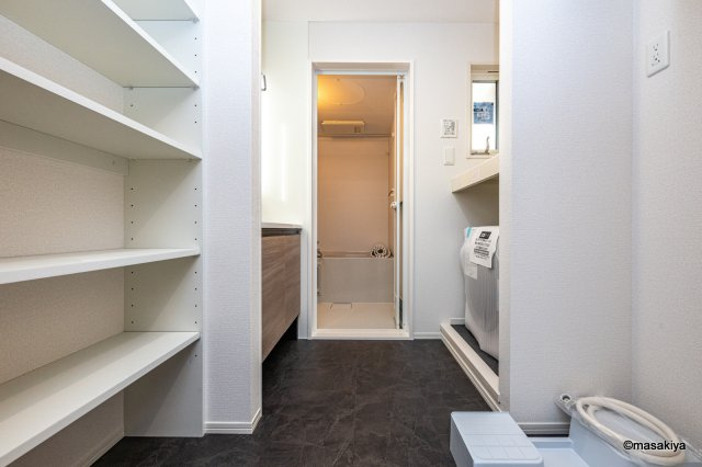 パークサウス栗田の洗面所