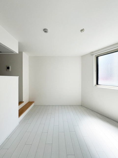 グランパセオ祐天寺イーストの居間・リビング