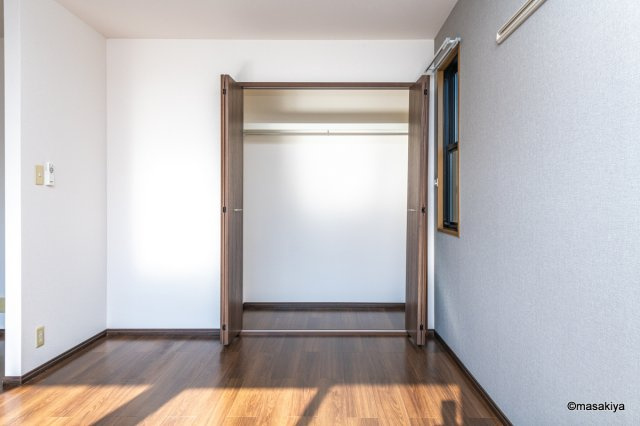 ロイヤル・ウイング　Bの収納