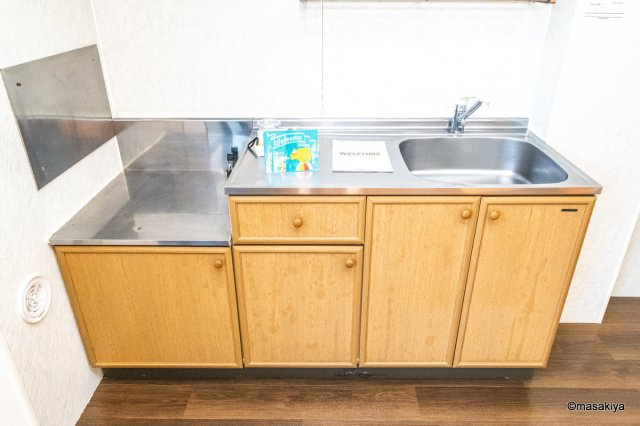 ロイヤル・ウイング　Bのキッチン