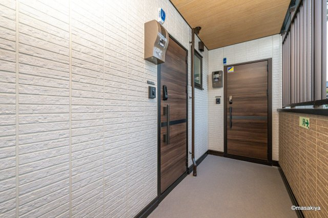 Glicina（グリシーナ）のエントランス