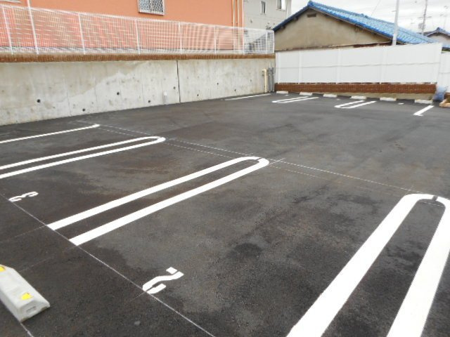 アルカン　シェル　Ⅱの駐車場