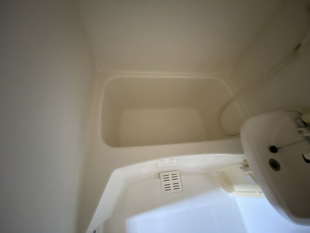 アヴニールユキの浴室