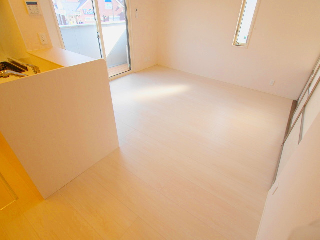 ホワイトリリーの居間・リビング