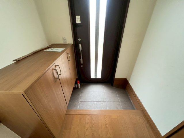 和歌山市つつじが丘2丁目・中古戸建・54728の玄関