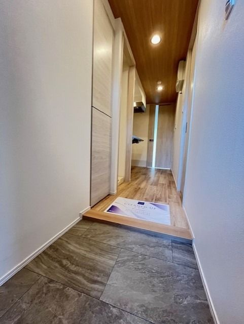 レジディア中目黒Ⅱの玄関