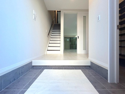 【玄関】 | 出口5丁目戸建