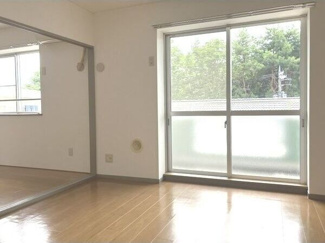 【居間・リビング】 | ニューエルディム御幸