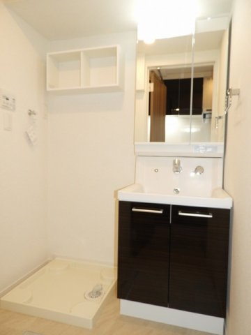 ファイン　セイバリーの洗面所|脱衣スペースもあります