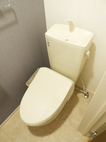 Ｌｕｃｅ　伴中央のトイレ|落ち着いたトイレです