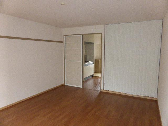 サンライフ京田